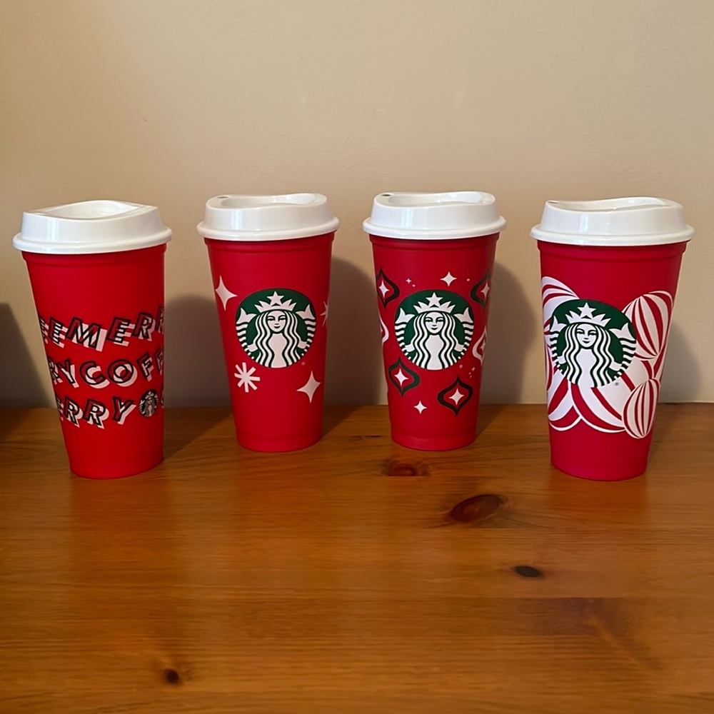 Set/4 Starbucks Red Cups